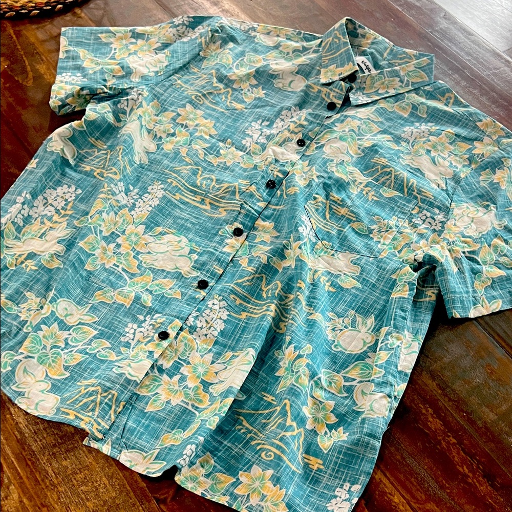 Hawaiian Style Button Up